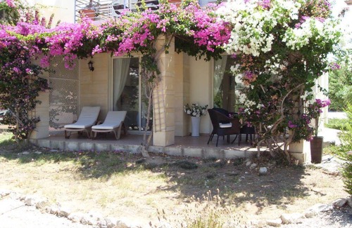 Esentepe Apartment | Spacious sea view terraced apartment, family friendly.