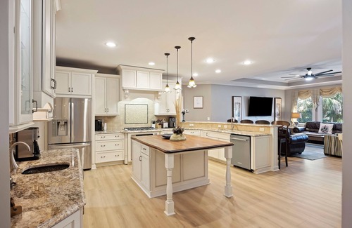 Seabrook Island House | Spacious Seabrook Home- Golf Views! Club & Lake House Access