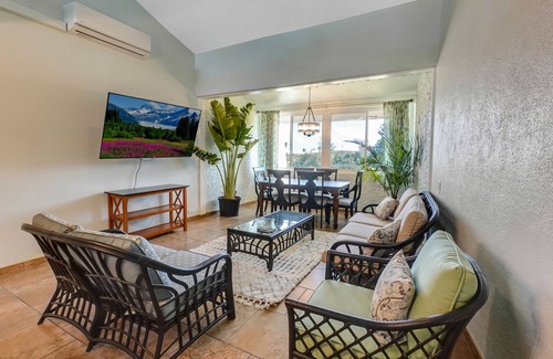 Estate Golden Rock Condo | Spacious Seaside Condo Amid Lush Tropical Garden. Five minutes to Boardwalk