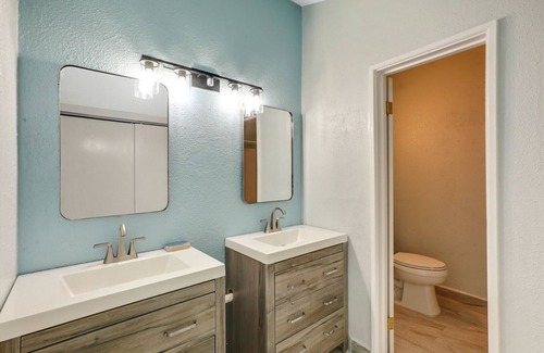Estate Golden Rock Condo | Spacious Seaside Condo Amid Lush Tropical Garden. Five minutes to Boardwalk