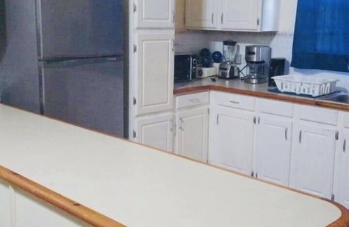 Fort Jeudy House | Spacious, secluded beach home, short walk to beach