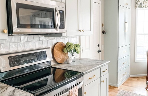 Blacksburg House | Spacious, serene retreat near downtown Blacksburg with privacy, outdoor beauty, and modern comfort