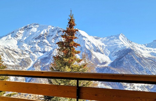Orcieres-Merlette Apartment | Spacious south-facing 3-room apartment for 6 people with garage
