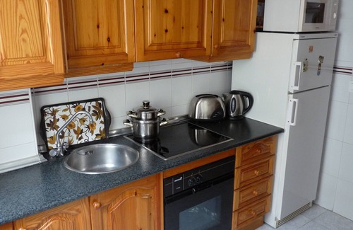 La Herradura Apartment | Spacious Spanish-style apartment in beach front location - no extra fees!