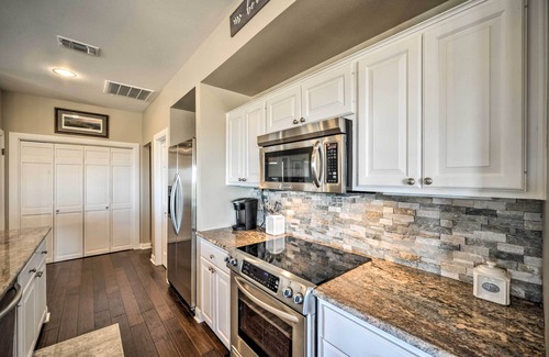 Barton Creek Lakeside Cottage | Spacious Spicewood Cottage, Close to Golfing!