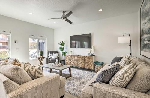 St. George House | Spacious St George Townhome with Grill and Views!