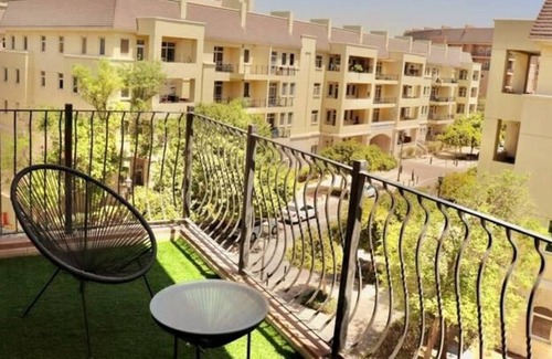 Motor City Apartment | Spacious Studio Apartment in a quiet green area-Close to Retail