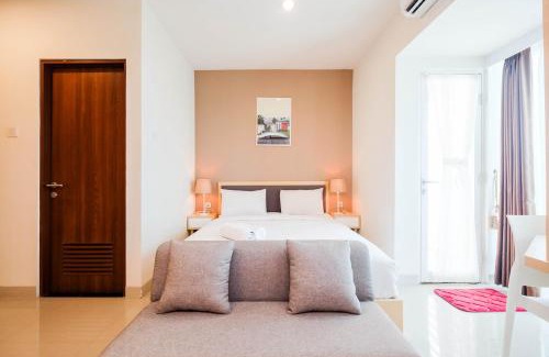 Pekayon Jaya Apartment | Spacious Studio at Grand Kamala Lagoon Apartment By Travelio