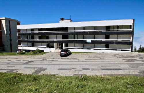 Chamrousse Apartment | Spacious studio for 2 near slopes in Chamrousse with balcony