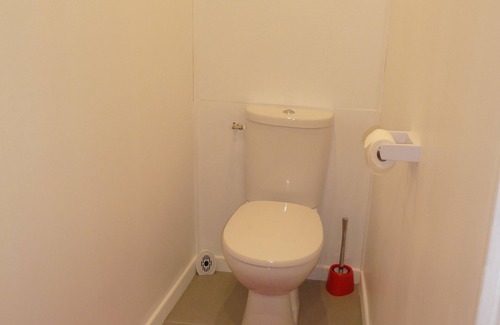 Gagny Apartment | Spacious Studio of 45 m2