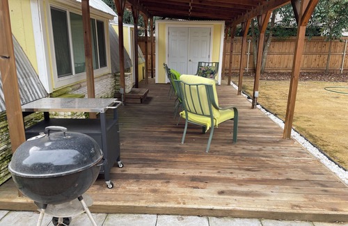 Chico Apartment | Spacious studio, off the beaten path in Chico with AC, WiFi and full kitchen.