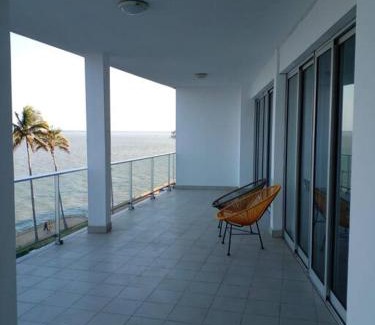 Maputo Apartment | Spacious & Stunnig Ocean View