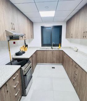 Deira Apartment | Spacious & Stylish 3-Bedroom Home in a Prime Location
