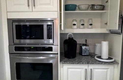 Bowmanville House | Spacious, Stylish & Tranquil Gem near Town Center!