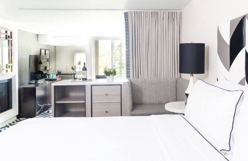 Norma Triangle Hotel | Spacious Suite with Recreational Amenities! Rooftop Heated Pool, Pet-friendly!