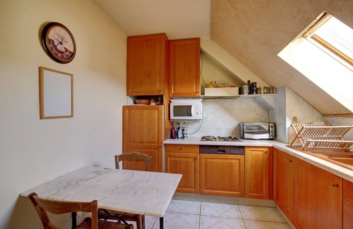 Amboise Apartment | Spacious T2 apt in city center.