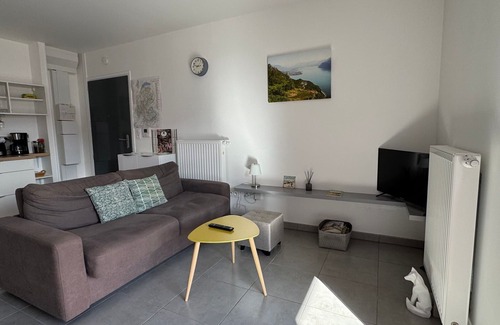 Aix-les-Bains Apartment | Spacious T2 with terraces and garage, pets welcome
