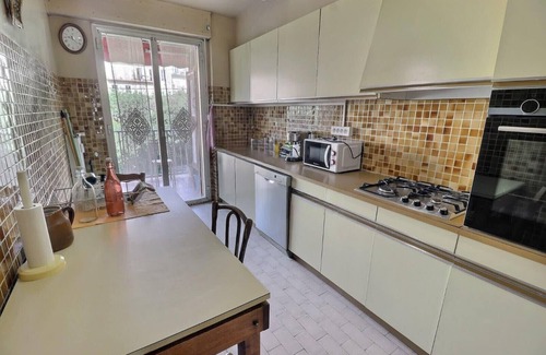 La Castellane Apartment | Spacious T4 with Wifi and 2 balconies.