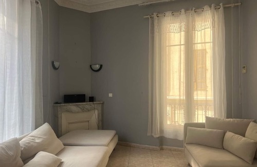 Liberation Apartment | SPACIOUS T5 APARTMENT NICE CENTER