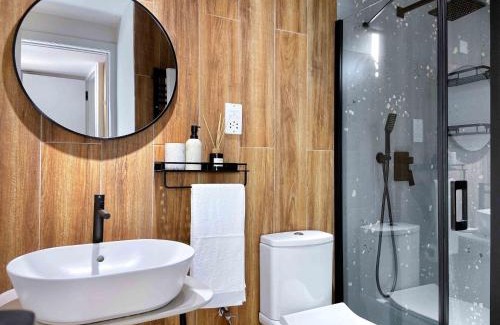 Kyrenia District Apartment | Spacious Two-Bedroom Apartment with Sea View B4