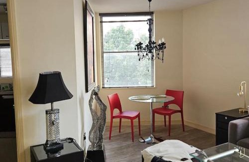 Brompton & Hans Town Apartment | Spacious Two Bedroom Apartment in South Kensington