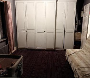 Heath House | Spacious two bedrooms