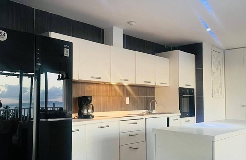 Samana Apartment | Spacious Unit 1 201