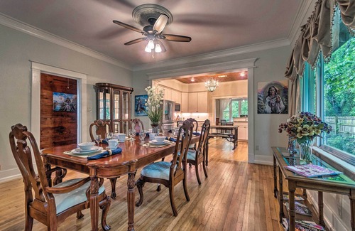 Hot Springs House | Spacious & Updated 1920's HSNP Craftsmen Home
