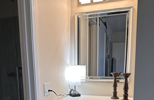 Goleta Apartment | Spacious Upper Apartment