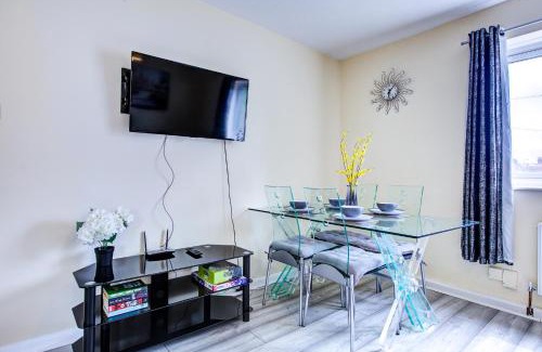 Selhurst Apartment | Spacious Urban Apartment in Croydon