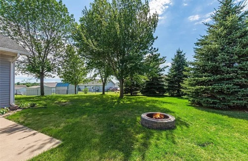 Urbana House | Spacious Urbana Family Retreat