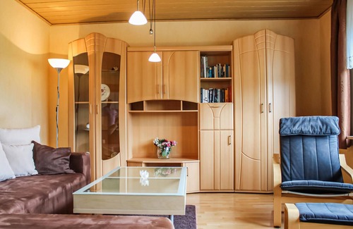 Ihlow House | Spacious vacation home in the heart of East Frisia. Enjoy the wide view over the fields while relaxi