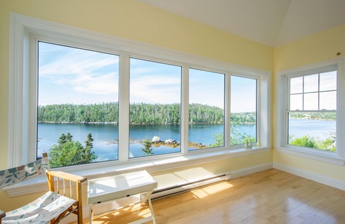 Halifax County Villa | Spacious villa by the sea