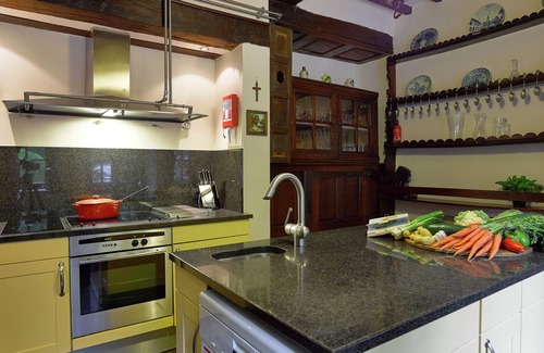 Spa Villa | Spacious Villa in Liège