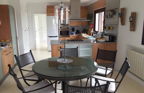 Portocolom Villa | Spacious villa m. Pool, -very close to the beach, family-friendly, wireless