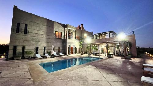 Oulad Hassoune Villa | Spacious villa with pool near Marrakech