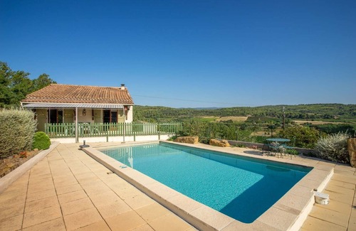 Beaufort House | Spacious Villa with stunning views and private pool ~ 3 beds, 2 baths, sleeps 7