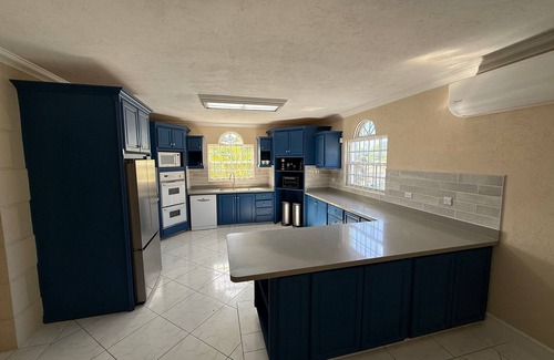 Mullins Villa | Spacious Villa with 4 master bed & bath, Pool, Spa short walk to beach.