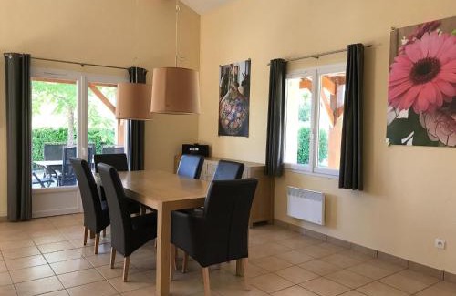 Les Forges House | Spacious villa with garden and pool