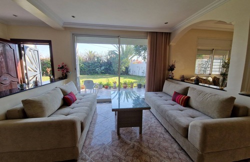 Bouskoura Villa | Spacious villa with pool near Casablanca airport
