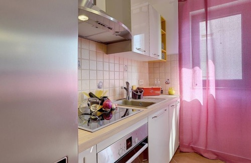 Valdebek House | Spacious villa with private pool, jacuzzi, billiards