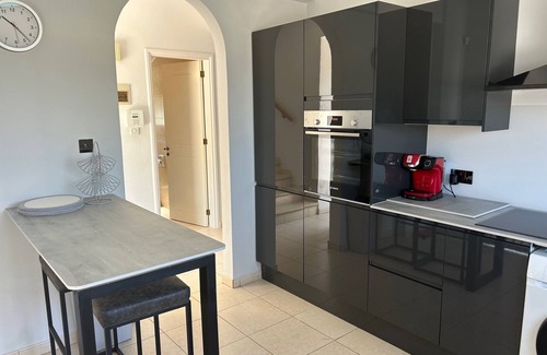 Peyia Town Villa | Spacious Villa with stunning views over the Ocean with pool heating available.