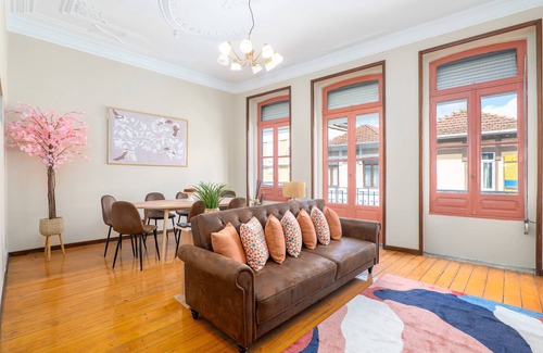 Cedofeita Villa | Spacious Vintage Porto House