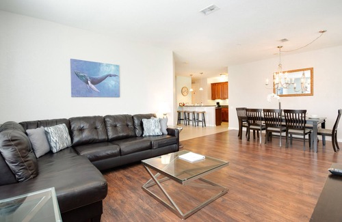 Florida Central Atlantic Coast Condo | Spacious Vista Cay Condo, near Universal!