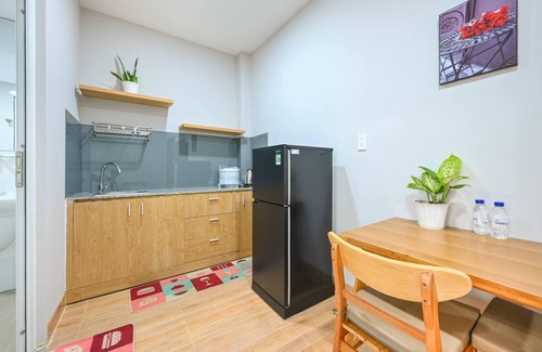 District 3 Apartment | Spacious Studio in Le Van Sy, District 3 - Walk to everywhere