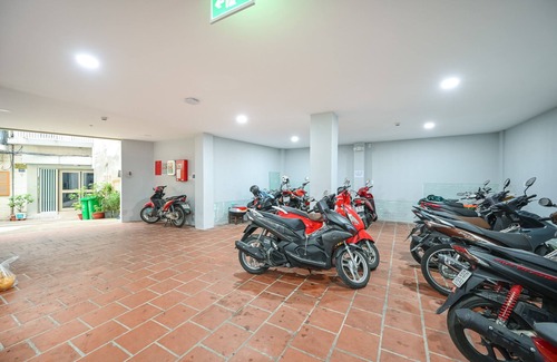 District 3 Apartment | Spacious Studio in Le Van Sy, District 3 - Walk to everywhere