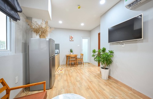 District 3 Apartment | Spacious Apartment 1 bedroom - 65m2 - Le Van Sy, district 3 - Walk to Everywhere