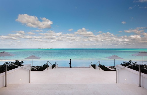 Nassau Resort | Spacious w/Golf Course Views -New Resort on Cable Beach-Close to Downtown Nassau
