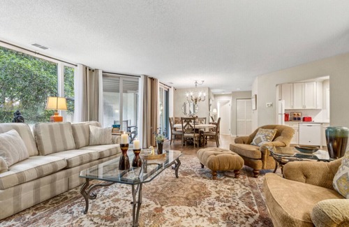 Fernandina Beach Villa | Spacious, Walk-to-beach, Single level