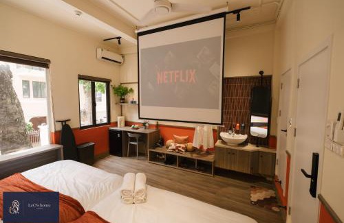 Hoan Kiem House | Spacious&Warmly Apartment -Free for Laudry, GymRoom, CoffeBar -Desk for working- In Hanoi Old Quater